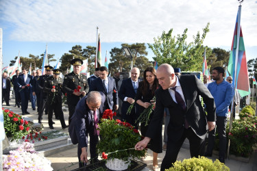 Anım günündə Nəsimi rayon Şəhidləri ziyarət olundu.