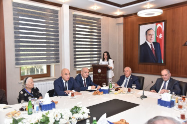 Nəsimi Rayon İcra Hakimiyyətində rayon ağsaqqalları ilə görüş keçirilib