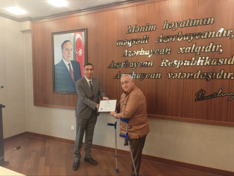 Nəsimi rayon İcra Hakimiyyətində “Heydər Əliyev Azərbaycanın dövlət qulluğu sisteminin banisidir” mövzusunda dəyirmi masa keçirilib