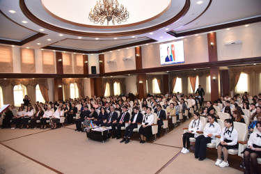 Nəsimi Rayon İcra Hakimiyyətində “Heydər Əliyev və Azərbaycan tarixi” adlı elmi konfrans keçirilib.