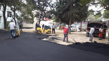 Asif Məhərrəmov 64, 20 yanvar 4/66 saylı binalarda abadlıq-quruculuq işləri davam etməkdədir.