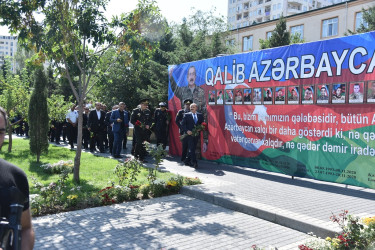 Nəsimi rayonunda 27 Sentyabr - Anım günü münasibətilə  rayon ərazisində yerləşən “Zəfər bağı”nda tədbir keçirilib.