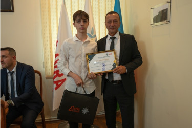 Nəsimi rayonunda bilik günü ilə bağlı tədbir keçirilib