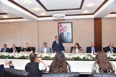 “Konstitusiya və Suverenlik İli” çərçivəsində “Hüquqla müalicə” adlı dəyirmi masa keçirildi.