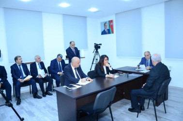 Nəsimi rayon İcra Hakimiyyətinin başçısı növbəti səyyar qəbul keçirib