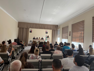 Nəsimi rayonunda Dövlət Suverenliyi Günü ilə əlaqədar "Dövlət Suverenliyinin Tarixi İnkişafı və Müasir Dövrdə Hüquqi Tədqiqi" adlı tədbir keçirilib.