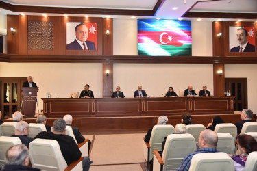 Nəsimi rayon İcra Hakimiyyətində rayonun şəhid ailələri və müharibə əlilləri ilə görüş keçirilib.