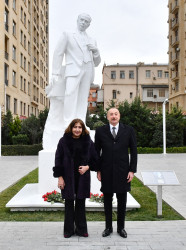 Azərbaycan Respublikasının  Prezidenti İlham Əliyev Bakıda görkəmli bəstəkar Tofiq Quliyevin abidəsinin açılışında iştirak edib.