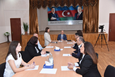 Nəsimi rayon İcra Hakimiyyətinin başçısı növbəti səyyar qəbul keçirib.