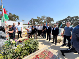 Vətən müharibəsi Şəhidi Baxşəliyev Natiq Saleh oğlunun doğum günündə əziz xatirəsi yad olundu.