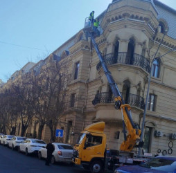 Nəsimi rayonunda başlanılmış abadlıq və təmir-bərpa işləri davam etdirilir.