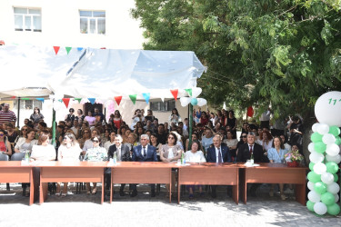 Nəsimi RİH başçısı rayonun ümumtəhsil müəssisələrinə “Son zəng” tədbirlərində iştirak etdi.