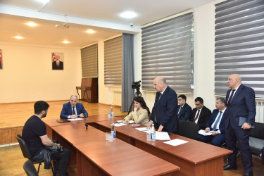 Nəsimi rayon İcra Hakimiyyətinin başçısı növbəti səyyar qəbul keçirib