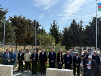 Vətən Müharibəsi Şəhidi İsmayılov Emin Tahir  oğlunun doğum günündə əziz xatirəsi yad edildi.