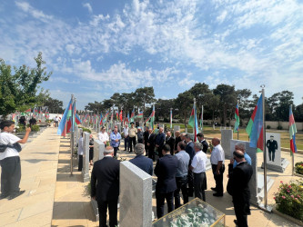 Vətən müharibəsi Şəhidi Abdullayev İbrahim Habil oğlunun doğum günündə əziz xatirəsi yad olundu.