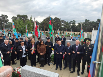 Vətən Müharibəsi Şəhidi Qasımlı Mirhəmid Nazim oğlunun şəhadət günündə əziz xatirəsi yad edildi.