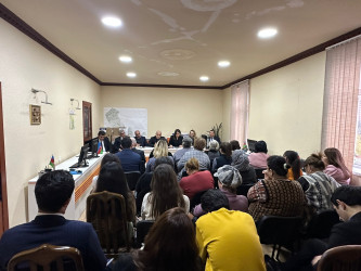 Nəsimi rayonunda əhali arasında maarifləndirmə məqsədilə Sosial Xidmətlər Agentliyinin çap materialları və bukletləri paylanılıb.