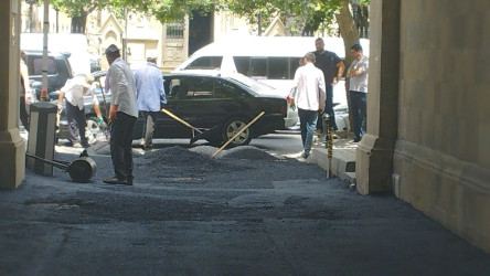 Nəsimi rayonu 28 May 20 saylı binanı əhatə edən həyətyanı sahədə asfaltlaşma və cari təmir işləri aparılıb.