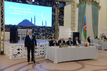 Nəsimi rayonunda Müqəddəs Ramazan bayramı ərəfəsində iftar süfrəsi təşkil edildi.