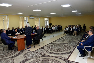 Nəsimi Rayon İcra Hakimiyyətinin başçısı növbəti səyyar qəbul keçirib.