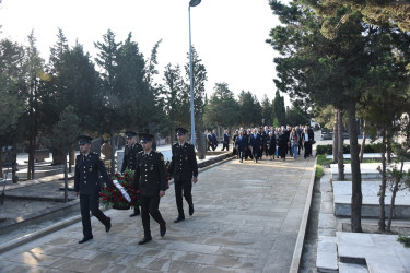 Anım günündə 2 saylı Fəxri və Şəhidlər Xiyabanında  dəfn olunmuş Şəhidlər ziyarət olundu.