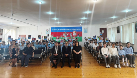 Nəsimi rayonunda “Konstitusiya və Suverenlik İli” çərçivəsində “Suveren vətənimizin şücaət rəmzləri” adlı tədbir keçirilib.