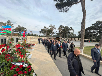 Vətən Müharibəsi Şəhidi Həsənov Teymur Mahal oğlunun şəhadət günündə əziz xatirəsi yad edildi.