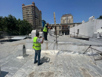 Nəsimi rayonu ərazisində mənzillərin tüstü-bacalarının profilaktik təmizlənməsi istiqamətində işlər mütəmadi olaraq davam etdirilir