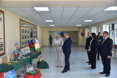 Nəsimi rayon İcra Hakimiyyətinin başçısı növbəti səyyar qəbul keçirib.