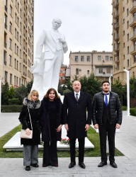 Azərbaycan Respublikasının  Prezidenti İlham Əliyev Bakıda görkəmli bəstəkar Tofiq Quliyevin abidəsinin açılışında iştirak edib.