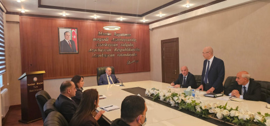Nəsimi rayonunda dövlət qulluqçularının peşə bayramı ilə əlaqədar tədbir keçirilib