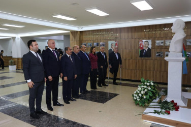 Nəsimi rayonunda 20 Sentyabr - Azərbaycanda Dövlət Suverenliyi Günü münasibətilə “Azərbaycanın Suverenliyi - Milli İradəmizin Təntənəsi” mövzusunda dəyirmi masa keçirilib.