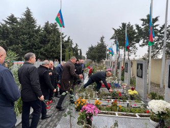 Vətən müharibəsi Şəhidi İsmayılov Emin Tahir oğlunun şəhadət günündə əziz xatirəsi yad olundu.