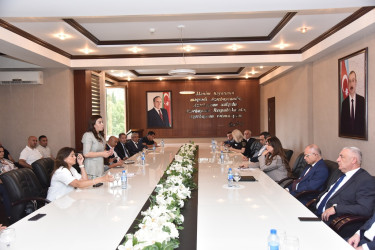 “Konstitusiya və Suverenlik İli” çərçivəsində “Hüquqla müalicə” adlı dəyirmi masa keçirildi.