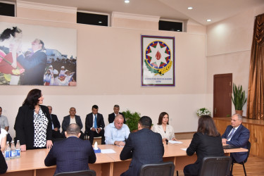 Nəsimi rayon İcra Hakimiyyətinin başçısı növbəti səyyar qəbul keçirib.