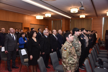 Nəsimi rayonunda “2 fevral – Gənclər günü” münasibətilə “Ulu Öndər, sonsuzadək gəncliyin qəlbindədir”  adlı  bayram tədbiri keçirilib.