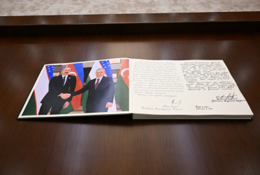 Prezidentlər İlham Əliyev və Şavkat Mirziyoyev Özbəkistanın Azərbaycandakı səfirliyinin yeni binasının açılışında iştirak ediblər