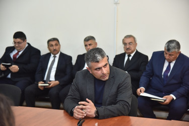 Nəsimi rayon İcra Hakimiyyətinin başçısı növbəti səyyar qəbul keçirib