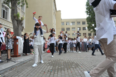 İlyas Əfəndiyev adına Elitar Gimnaziya “Son zəng” tədbiri keçirilib.