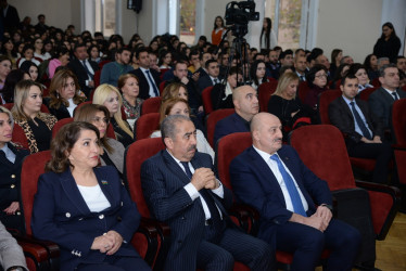 Nəsimi rayonunda Ulu Öndər Heydər Əliyevin anım gününə həsr olunmuş “Ən böyük Azərbaycanlı” adlı tədbir keçirildi.