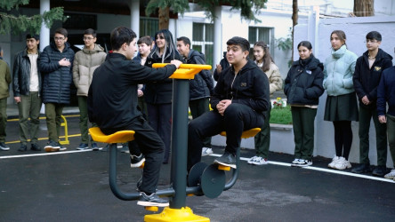 Nəsimi rayonunda növbəti “Abad həyət” sakinlərin istifadəsinə verilib