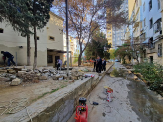 Rayonun Cavadxan 32 və 36 saylı ünvanlarında abadlıq-quruculuq işləri davam etdirilir.