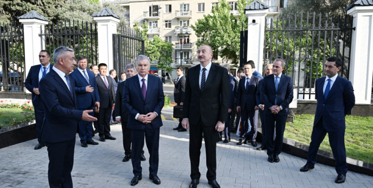 Prezidentlər İlham Əliyev və Şavkat Mirziyoyev Özbəkistanın Azərbaycandakı səfirliyinin yeni binasının açılışında iştirak ediblər