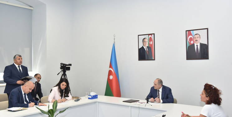 Nəsimi rayon İcra Hakimiyyətinin başçısı növbəti səyyar qəbul keçirib