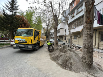 Nəsimi rayonu Səməd Vurğun 112 saylı ünvanda abadlıq-quruculuq işləri davam etdirilir.