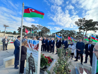 Vətən Müharibəsi Şəhidi Baxşəliyev Natiq Saleh oğlunun şəhadət günündə əziz xatirəsi yad edildi.