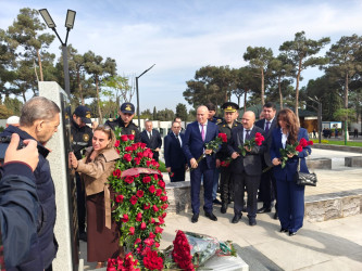 Vətən Müharibəsi Şəhidi Baxşəliyev Natiq Saleh oğlunun şəhadət günündə əziz xatirəsi yad edildi.
