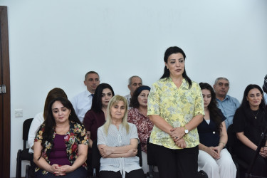 Nəsimi rayon İcra Hakimiyyətinin başçısı növbəti səyyar qəbul keçirib