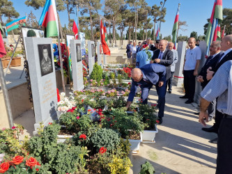 Vətən Müharibəsi Şəhidlərinin və Şəhid Kazımov Vüsal Vüqar oğlunun doğum günü ərəfəsində xatirəsi yad olundu.