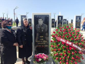 Vətən Müharibəsi Şəhidləri Abdullayev İbrahim Habil oğlunun və Həsənov Faiq Hüseyn oğlunun şəhadət günündə əziz xatirəsi yad edildi.